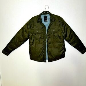 LinkSoul Puffer - Full Button Up Olive Green M